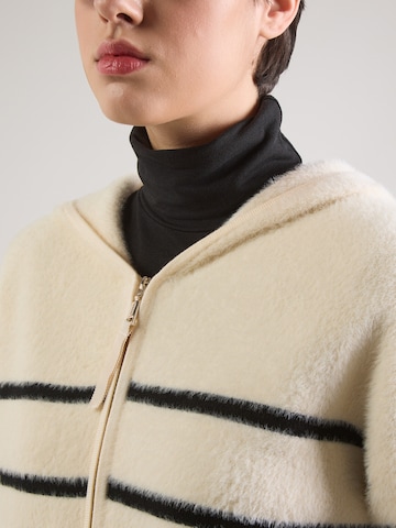 COMMA Knit cardigan in Beige