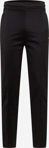 ELLESSE Tapered Pants 'Sainz' in Black: front