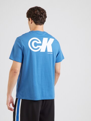 T-Shirt Calvin Klein Jeans en bleu : devant
