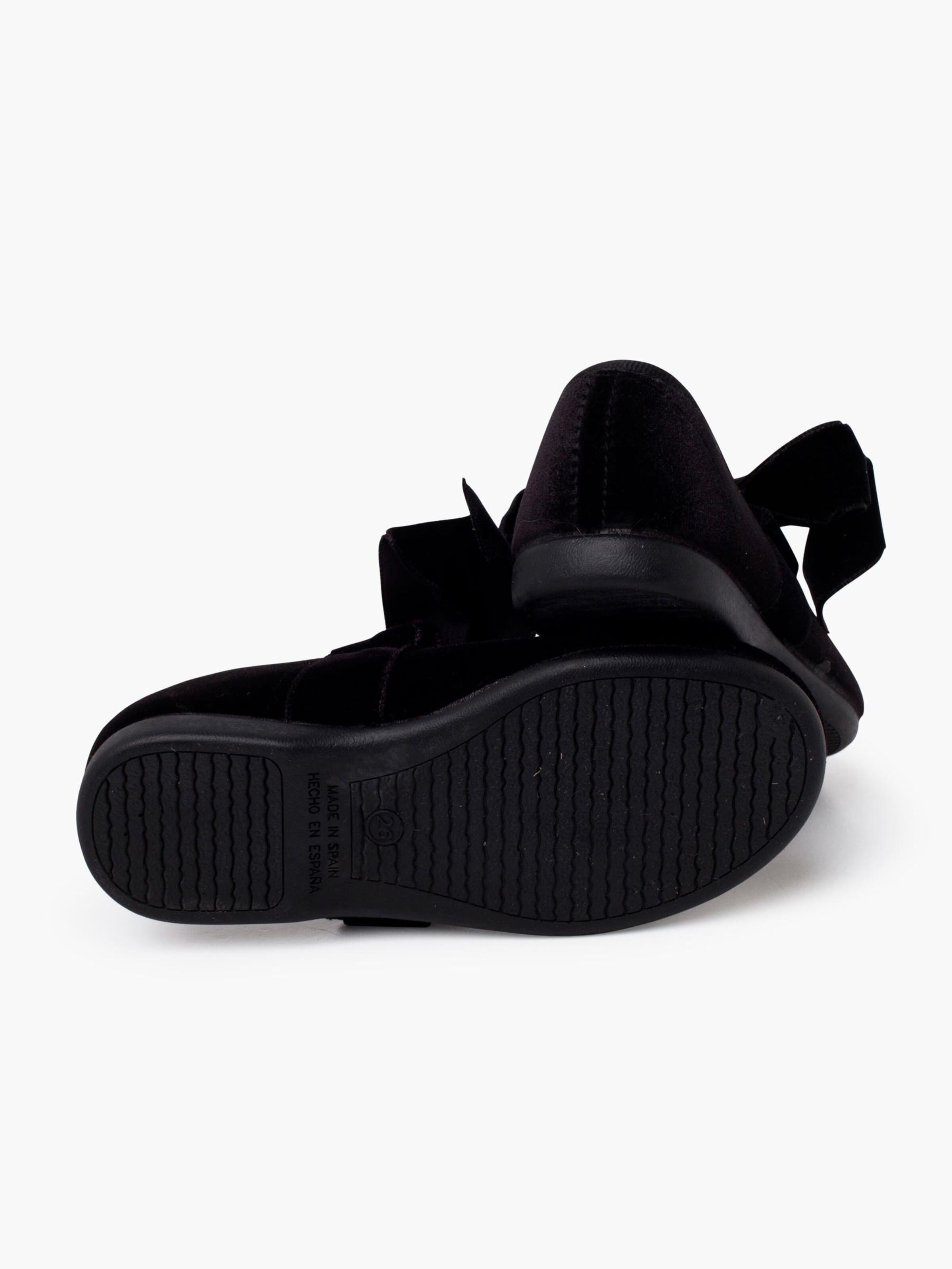 Pisamonas Ballet Flats in Black