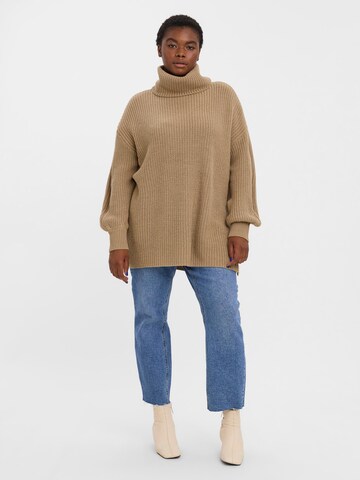 Vero Moda Curve Sweater 'SAYLA' in Beige