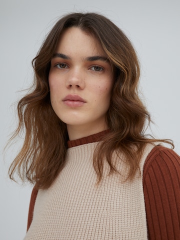 Pullover 'Hanna' di EDITED in beige