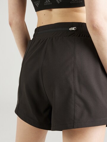 DKNY Performance regular Funktionsbukser i sort