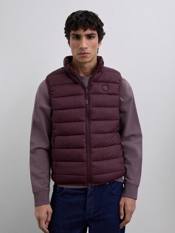 Scalpers Vest 'New Gstaad' in Red
