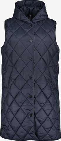 Amber & June Vest in Blue: front