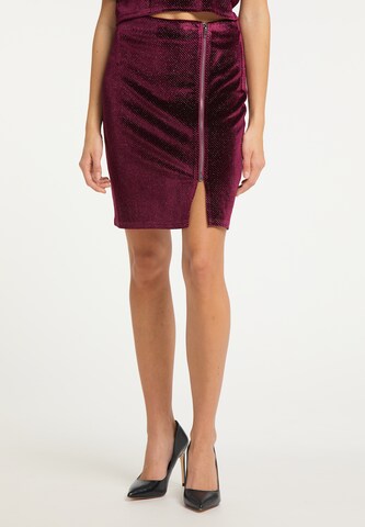 myMo at night Skirt in Red: front