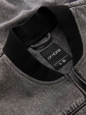 Ombre Between-season jacket in Grey