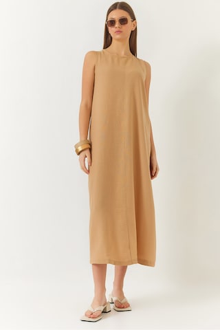 Bianco Lucci Sommerkjole i beige: forside