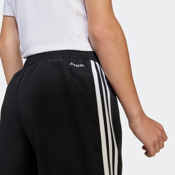 Regular Pantalon de sport 'Tiro 25 Essentials' ADIDAS PERFORMANCE en noir