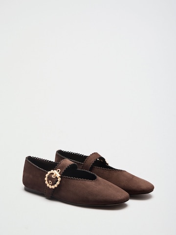 Ballerina con cinturino di Lipsy in marrone