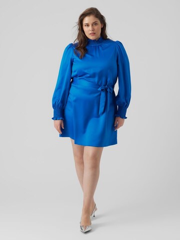 Vero Moda Curve Kleid in Blau