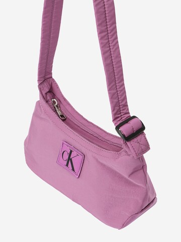 Calvin Klein Jeans Shoulder Bag in Purple
