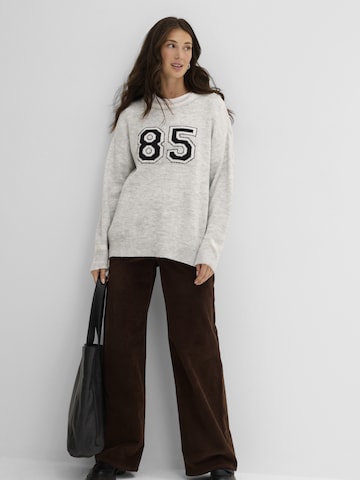 Pullover extra large di bonprix in grigio
