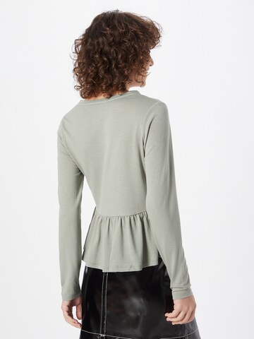 ABOUT YOU Shirt 'Jolina' in Groen