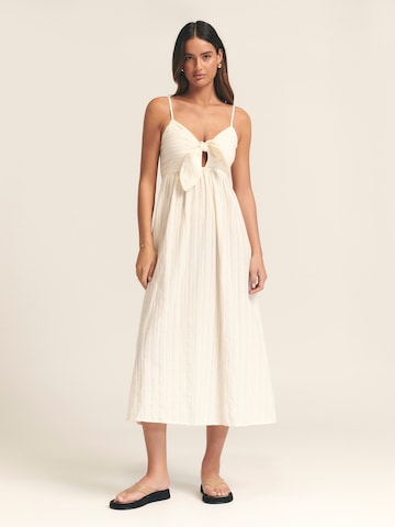 St MRLO Kleid 'MRLO' in Beige