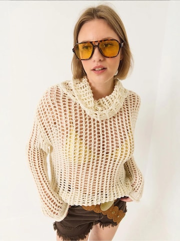 Bianco Lucci Trui in Beige