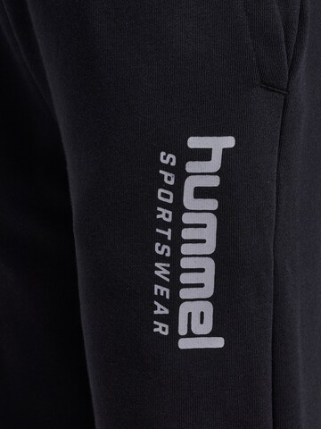 Effilé Pantalon 'LOKSI' Hummel en noir