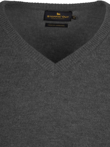 Steppin' out Sweater in Grey