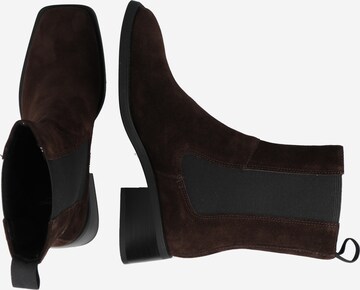 VAGABOND SHOEMAKERS Chelsea boots 'Blanca' in Brown