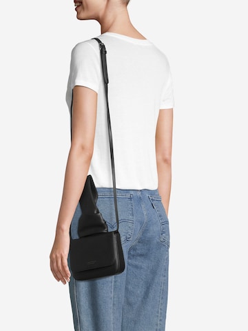 Seidenfelt Manufaktur Crossbody Bag in Black