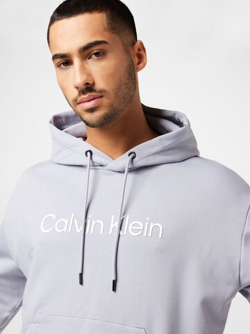 Sweat-shirt Calvin Klein en bleu