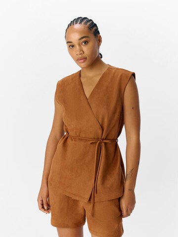 OBJECT Vest 'OBJSigga' in Brown: front