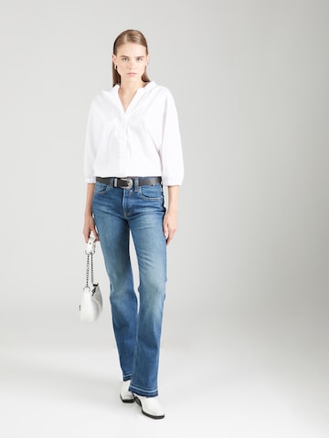 Emily Van Den Bergh - Blusa en blanco