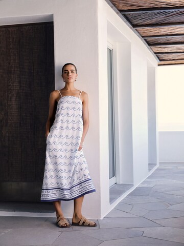 Robe Next en blanc