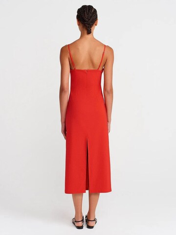 Dilvin Dress 'Midi' in Red