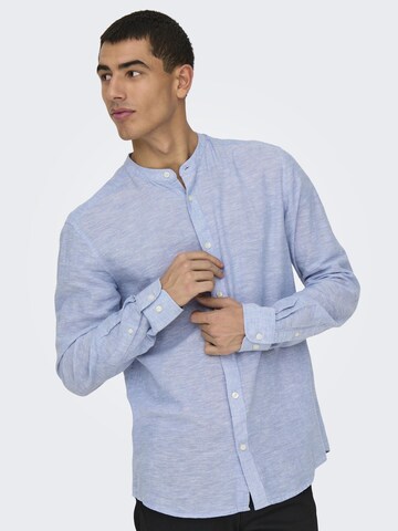 Coupe slim Chemise 'CAIDEN' Only & Sons en bleu