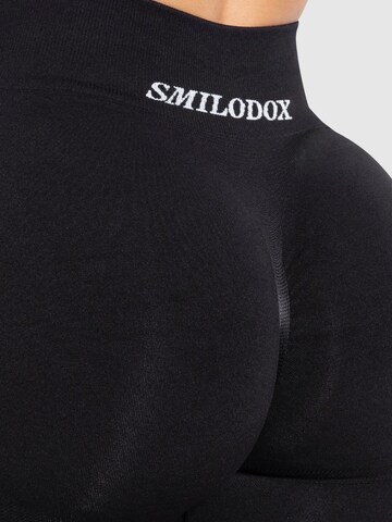 Smilodox Skinny Leggings in Schwarz