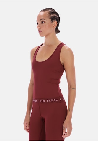 Top 'Rihanna Essentials' di Ted Baker in rosso