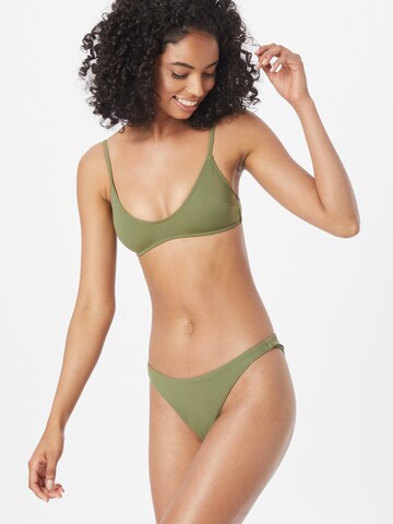 Pantaloncini per bikini 'Ava' di ABOUT YOU x Marie von Behrens in verde