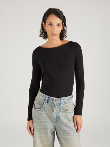 NU-IN T-shirt i svart: framsida