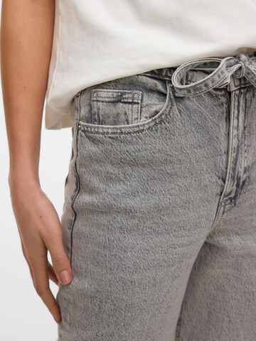 VERO MODA Regular Jeans 'VMTESSA' in Grey