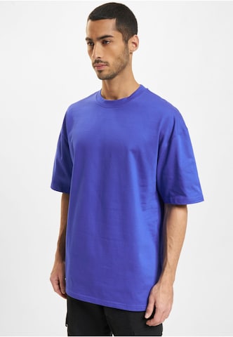 Tricou de la DEF pe albastru: față