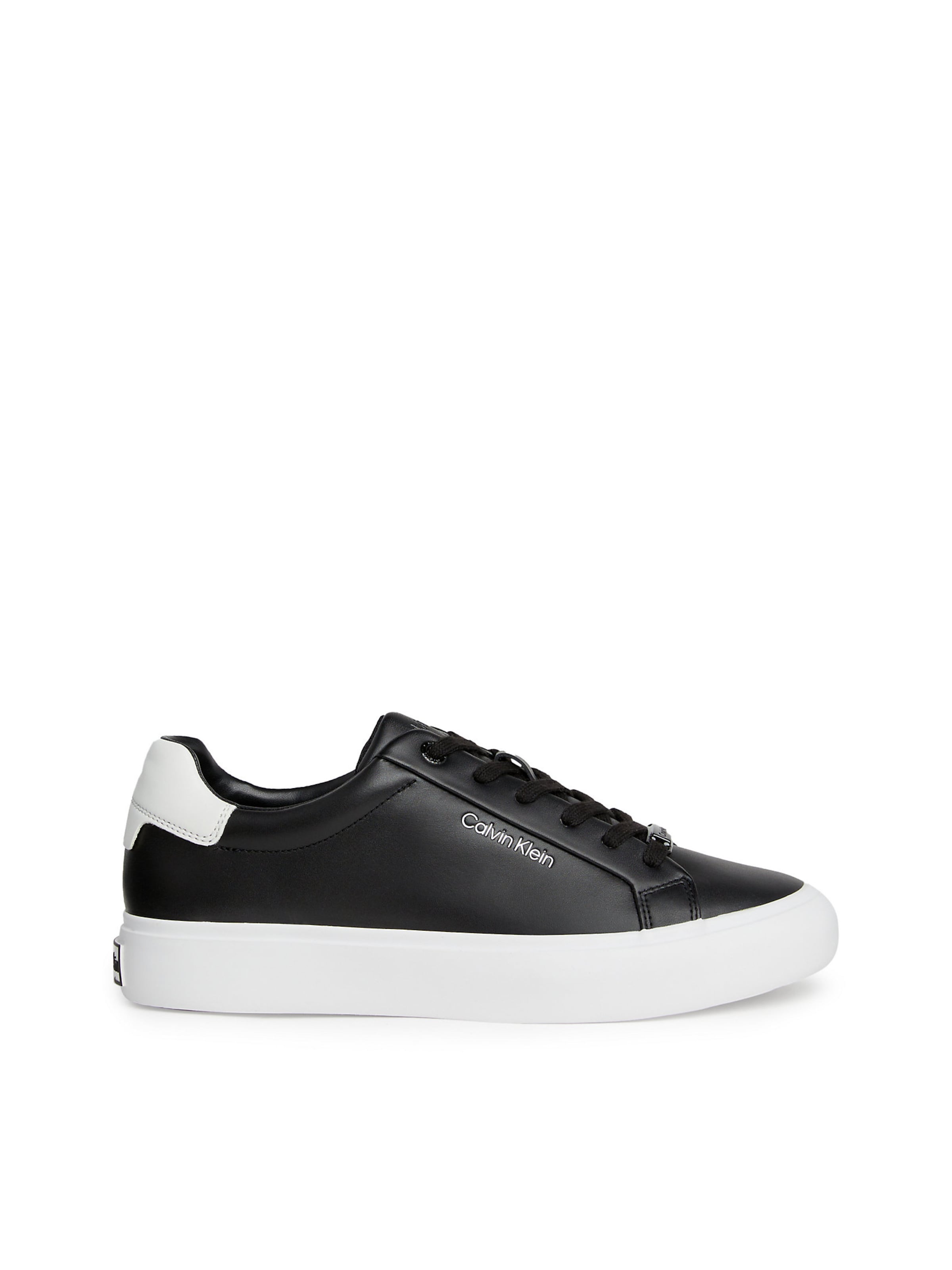 Sneaker bassa di Calvin Klein in nero