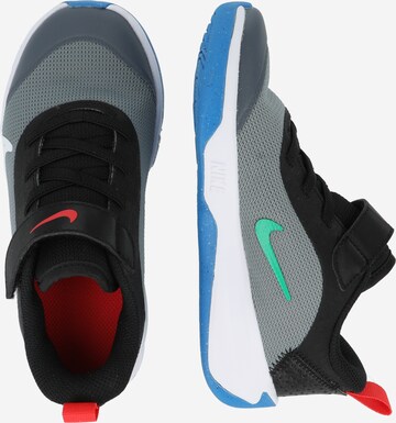 NIKE Sportschoen 'Omni' in Grijs