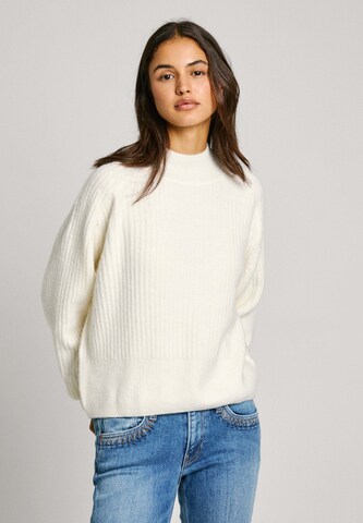 Pepe Jeans Sweater 'IRMA PERKINS' in White: front
