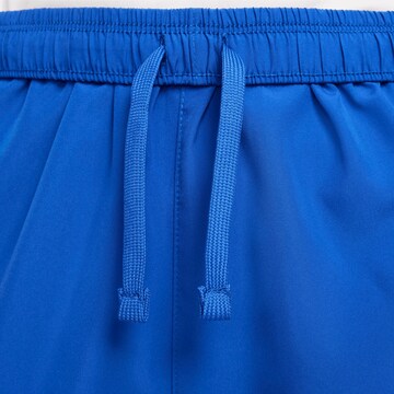 NIKE Regular Sportshorts 'Challenger' in Blau