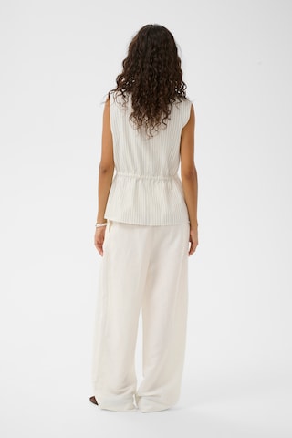 SOAKED IN LUXURY Vest in White