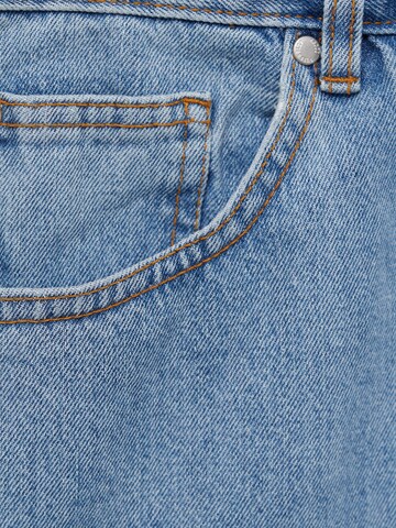 Pull&Bear Loosefit Jeans in Blau