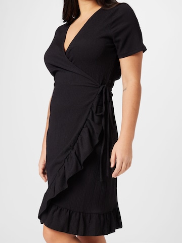 Vero Moda Curve Kleid 'HAYA' in Schwarz