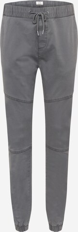 QS Tapered Broek in Grijs: voorkant