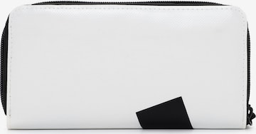 Suri Frey Wallet in White