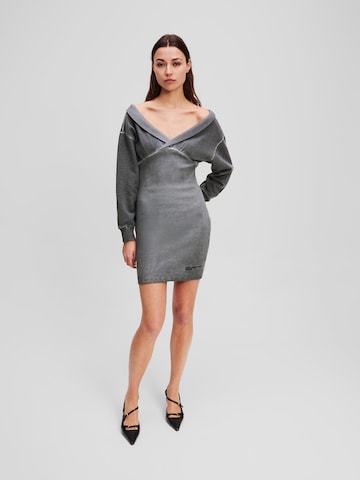 Robe KARL LAGERFELD JEANS en gris : devant