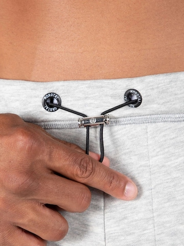 MOROTAI Slimfit Sportbroek 'NEOTECH' in Grijs