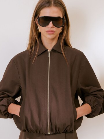 Friends Like These - Chaqueta de entretiempo en marrón