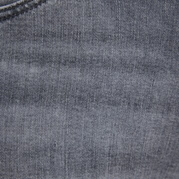 Mavi Slimfit Jeans 'KENDRA' in Grau