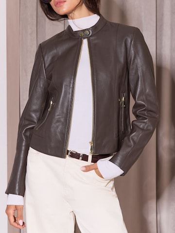 Lipsy - Chaqueta de entretiempo en marrón